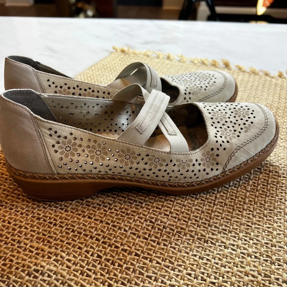 Rieker Antistress Floral Cutout Mary‎ Jane Comfort Shoes - EU 42 - US 10.5